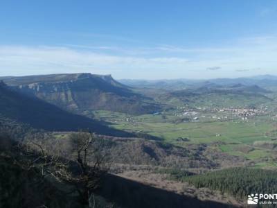 Monumento Natural de Monte Santiago y Montes Obarenes;parques naturales en murcia viaje senderismo f